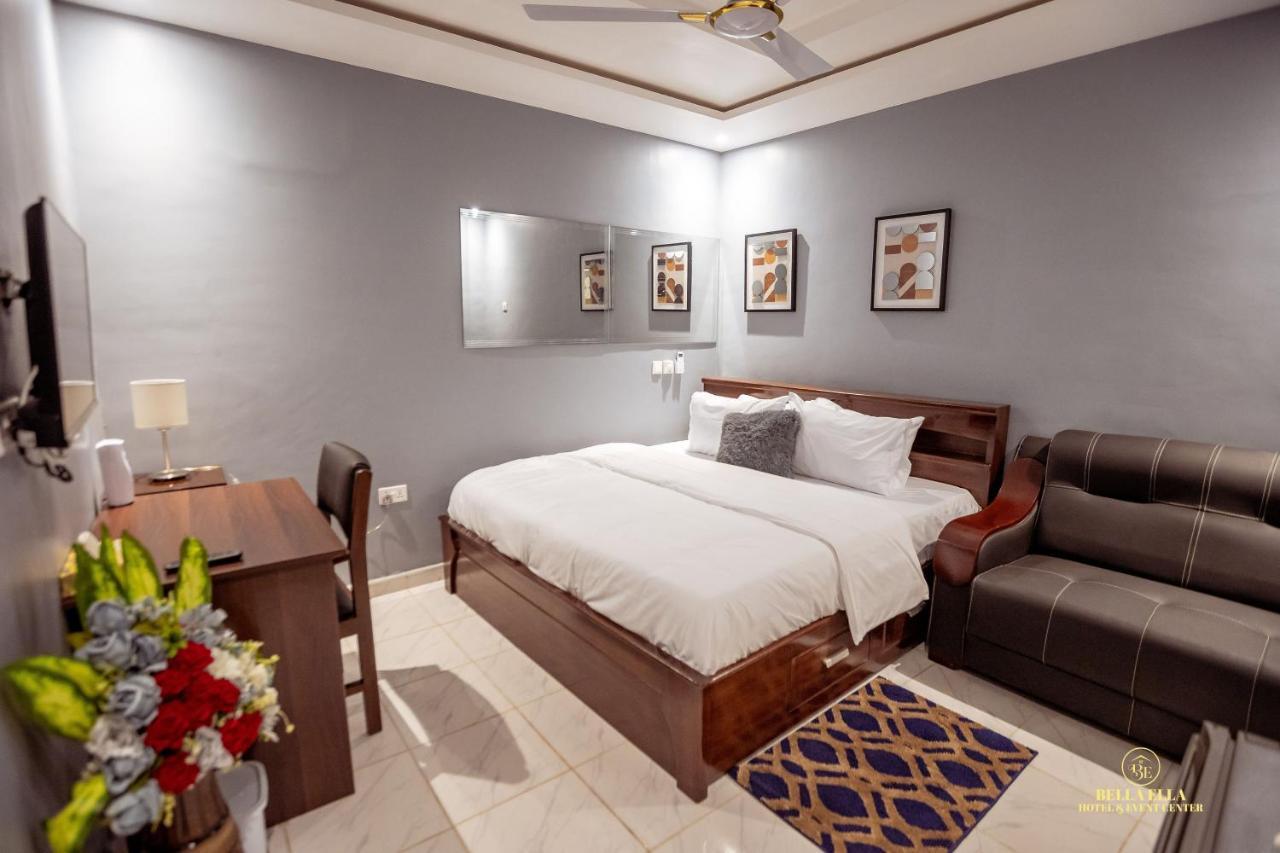 Bella Ella Hotel & Event Center Kasoa Екстериор снимка